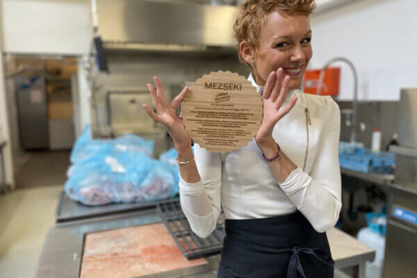 Tischdekoration Lasergraviert für Vegan-Köchin Lauren Wildbolz